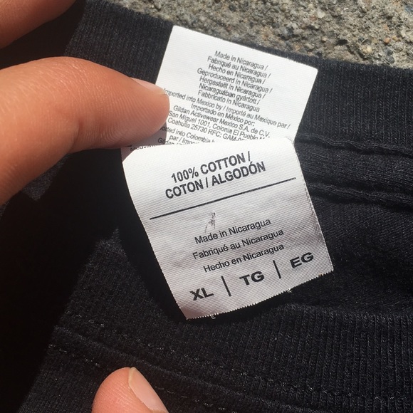 Xl scary shirt that fits like a large - Picture 3 of 3